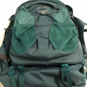 New without tags Osprey S/M travel Backpack